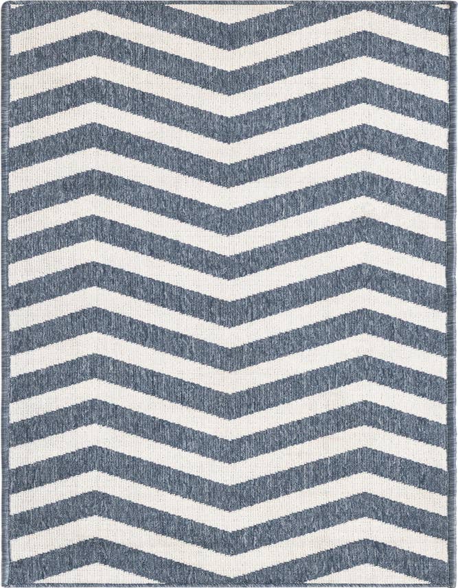 Detail image of 2' x 6' Easy-Clean Coastal Indoor / Outdoor Runner Rug