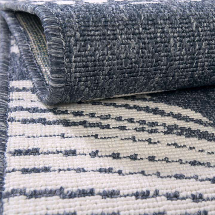 2' x 6' Easy-Clean Coastal Indoor / Outdoor Runner Rug
