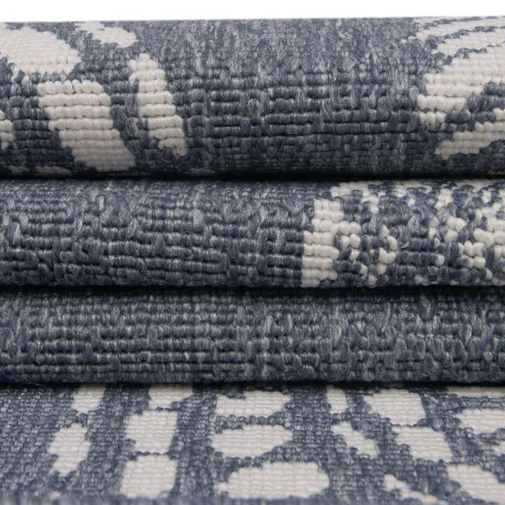 2' x 6' Easy-Clean Coastal Indoor / Outdoor Runner Rug