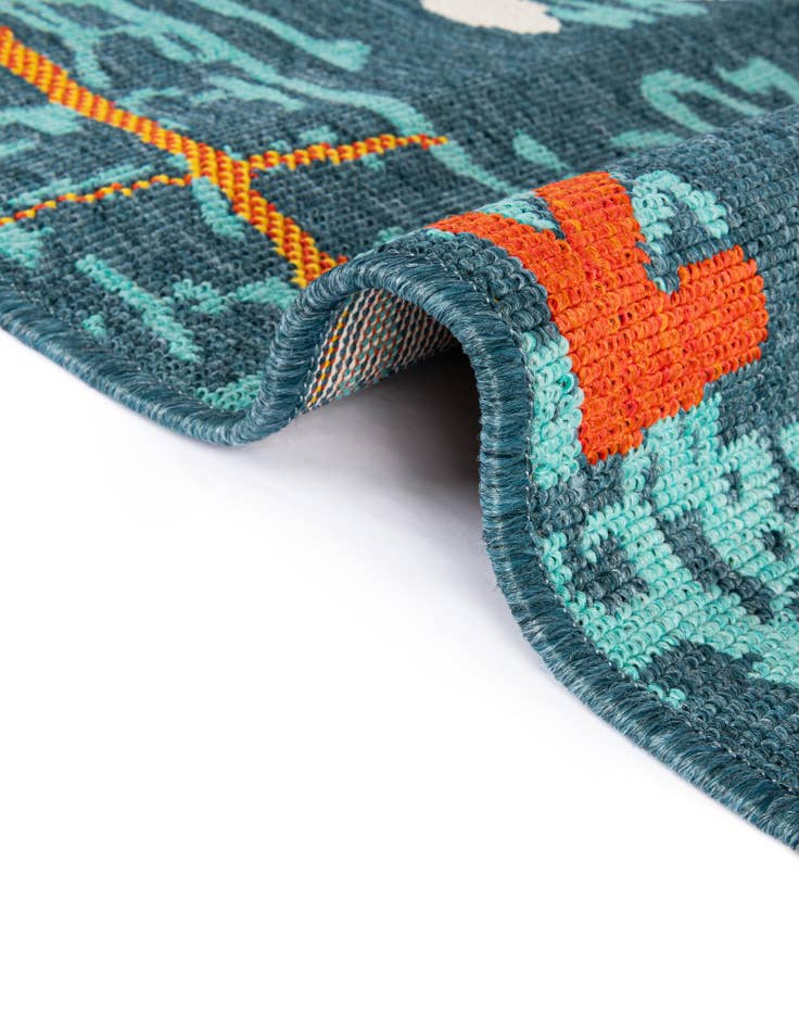 Detail image of 2' x 6'  Washable Coastal Indoor / Outdoor Runner Rug