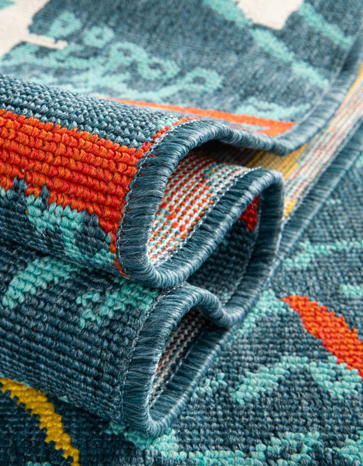 Detail image of 2' x 6'  Washable Coastal Indoor / Outdoor Runner Rug
