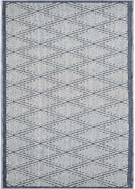 2' 7 x 12' Easy-Clean Lattice Indoor / Outdoor Runner Rug