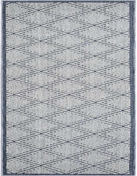2' 7 x 12' Easy-Clean Lattice Indoor / Outdoor Runner Rug