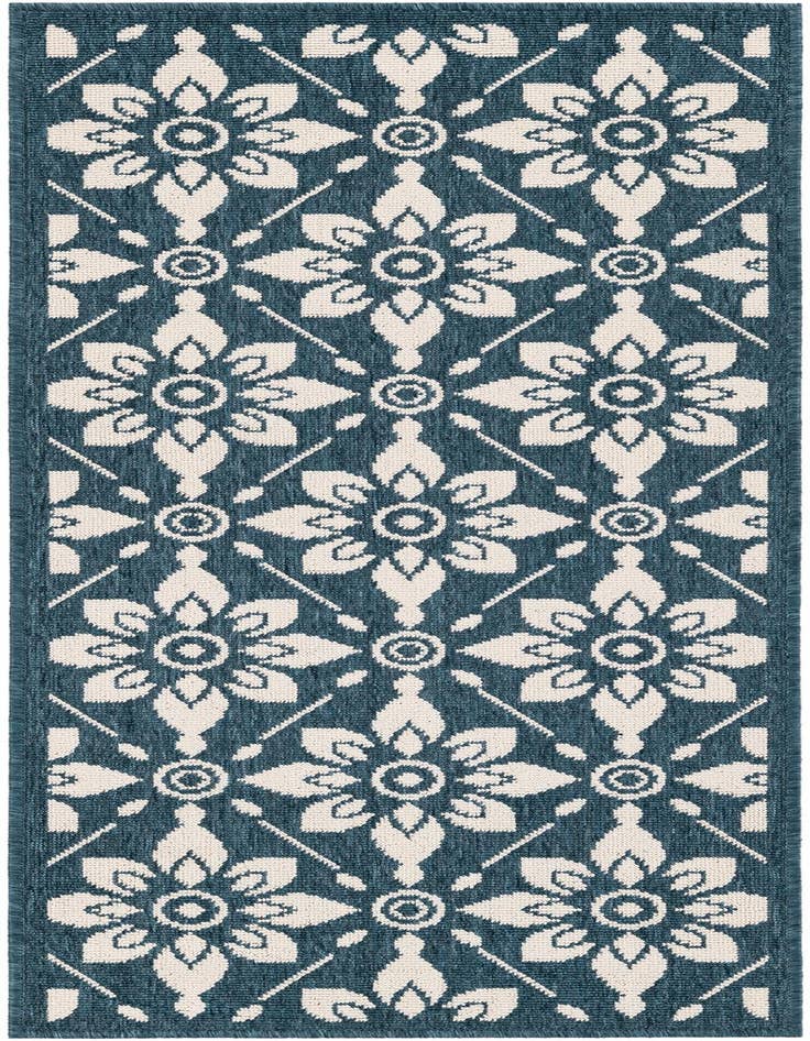 Detail image of 2' x 5' Easy-Clean Lattice Indoor / Outdoor Runner Rug
