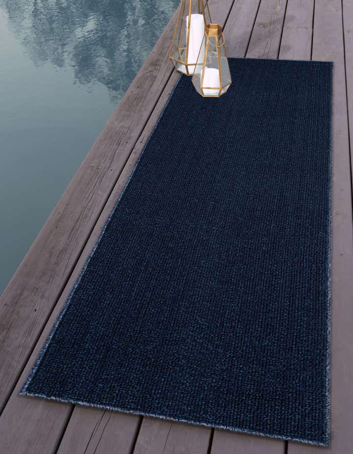 2' x 6' 1 Easy-Clean Solid Indoor / Outdoor Runner Rug