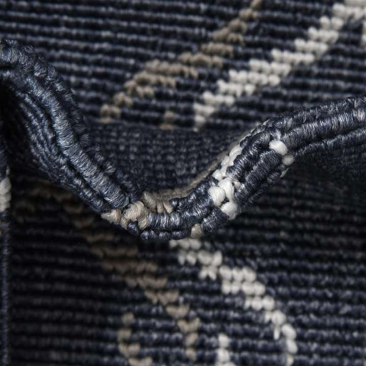 2' x 8' Easy-Clean Trellis Indoor / Outdoor Runner Rug