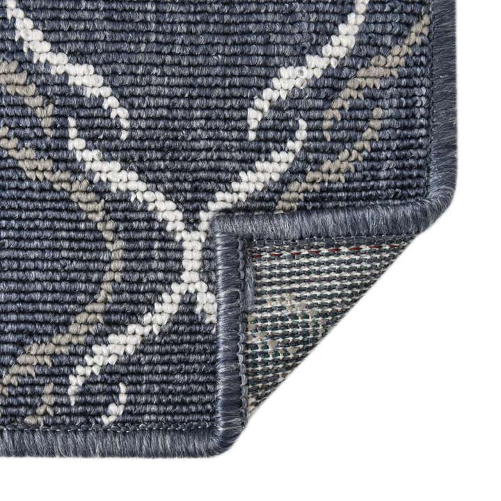 2' x 6' Easy-Clean Trellis Indoor / Outdoor Runner Rug