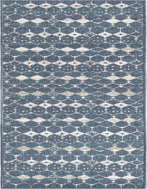 Detail image of 2' x 8' Easy-Clean Trellis Indoor / Outdoor Runner Rug