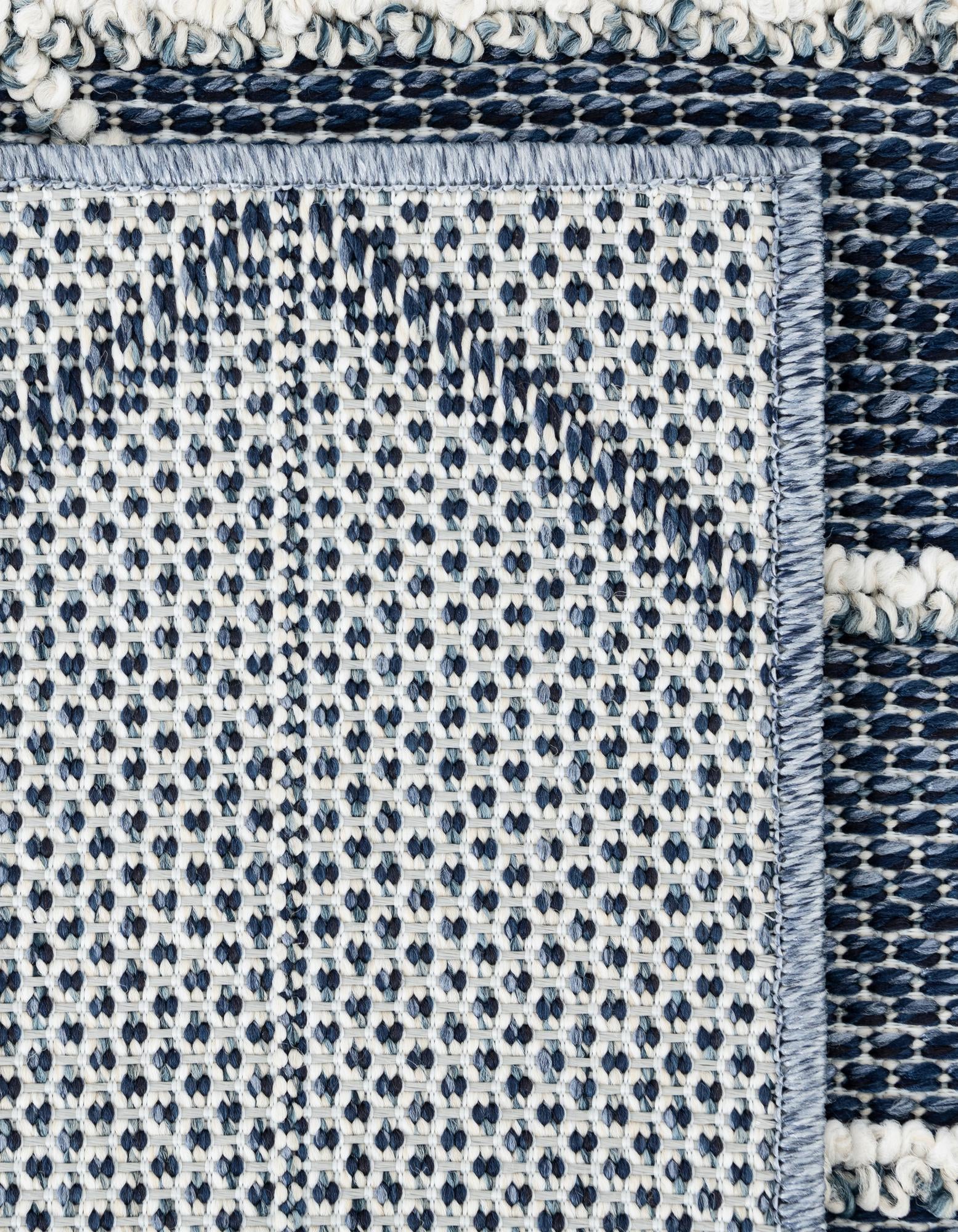2' x 8' Easy-Clean Trellis Indoor / Outdoor Runner Rug