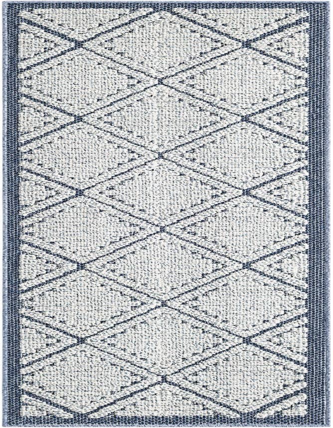 Detail image of 2' x 6' 1 Easy-Clean Trellis Indoor / Outdoor Runner Rug