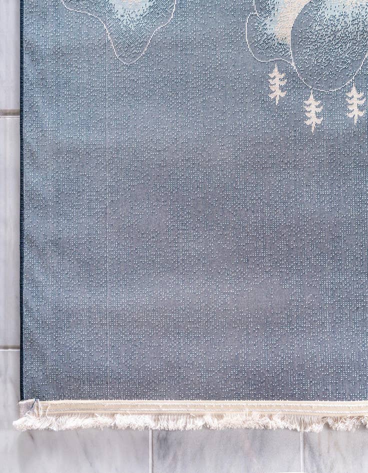 Detail image of 2' 7 x 10' Pao Tou Runner Rug
