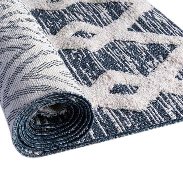 2' 3 x 8' Sabrina Soto Casa Valencia Runner Rug