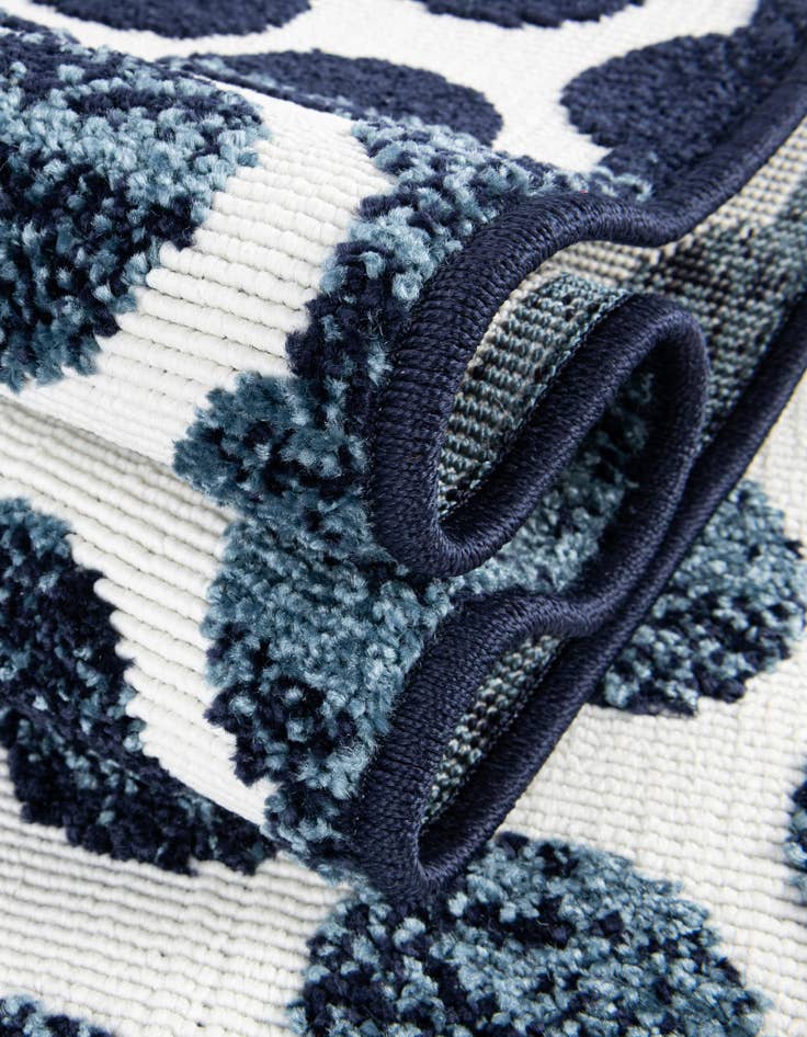 Detail image of 2' x 8'  Washable Sabrina Soto Indoor / Outdoor Runner Rug