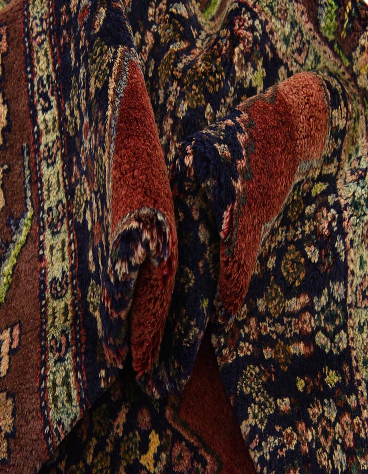 Detail image of 4' 6 x 10' 1  Hand Knotted Sanandaj Persian Wool Runner Rug