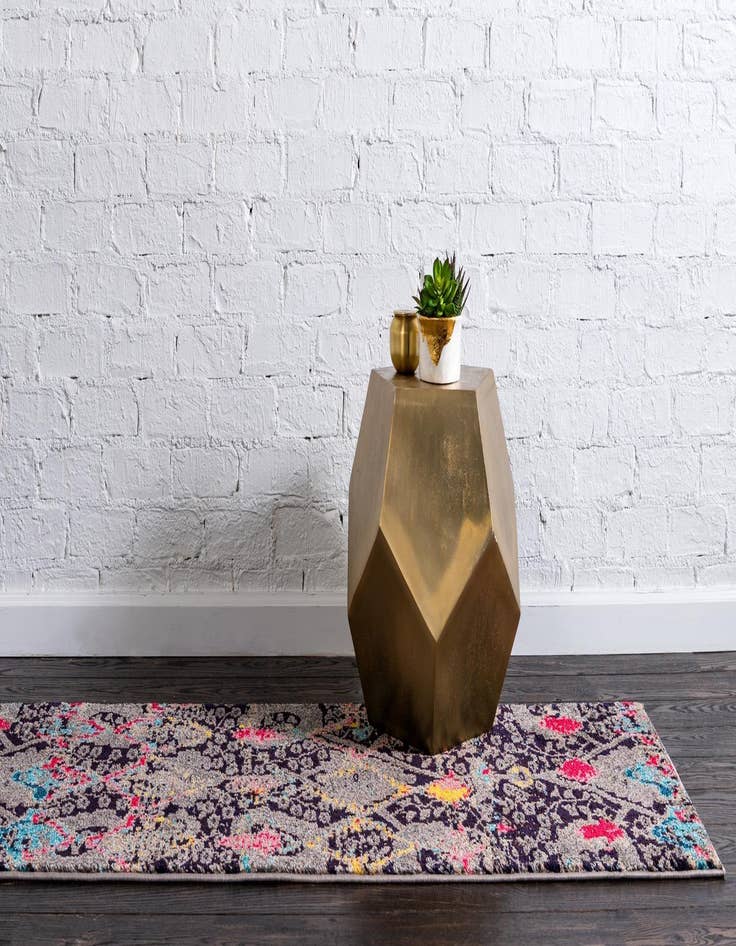 Detail image of 2' 7 x 10'  Washable Santa Fe Runner Rug