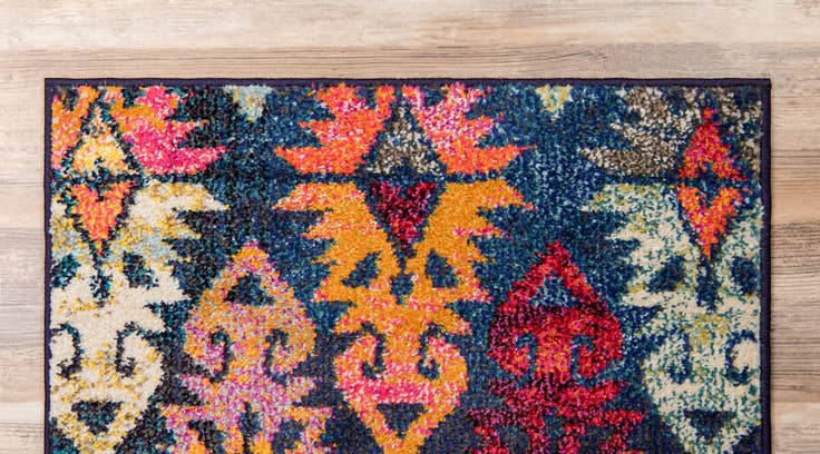Detail image of 2' 2 x 6' 9 Washable Santa Fe Runner Rug