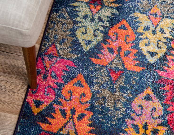 Detail image of 2' 2 x 6' 9 Washable Santa Fe Runner Rug