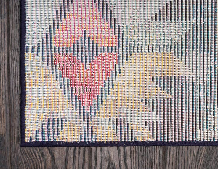 Detail image of 2' 7 x 10' Washable Santa Fe Runner Rug