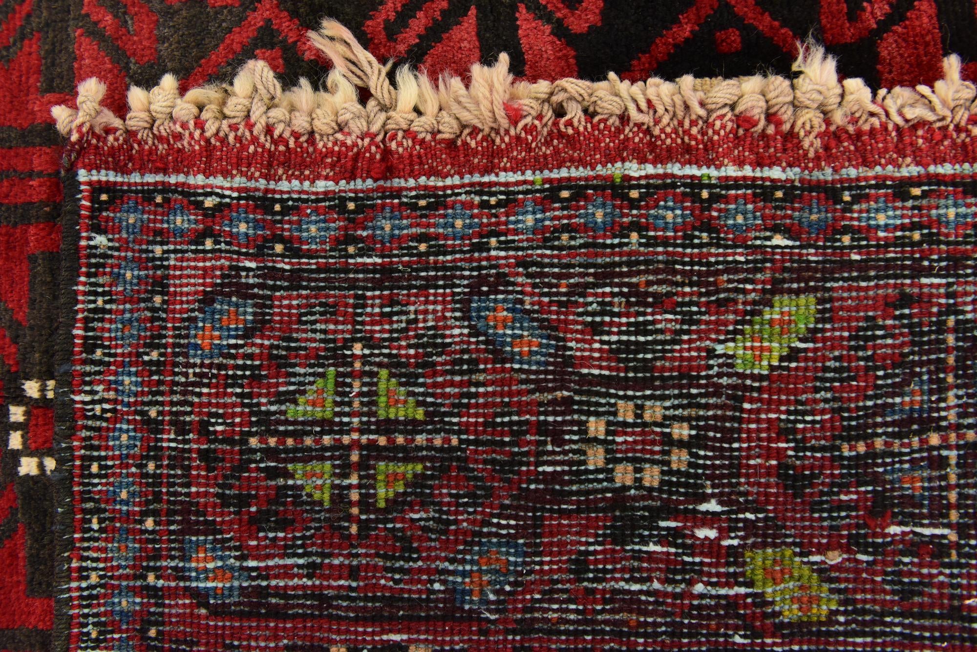 4' 10 x 9' 10 Hand Knotted Shiraz Persian Wool Runner Rug