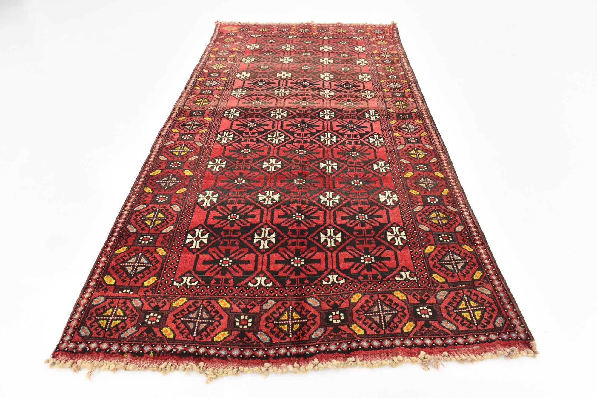 4' 10 x 9' 10 Hand Knotted Shiraz Persian Wool Runner Rug