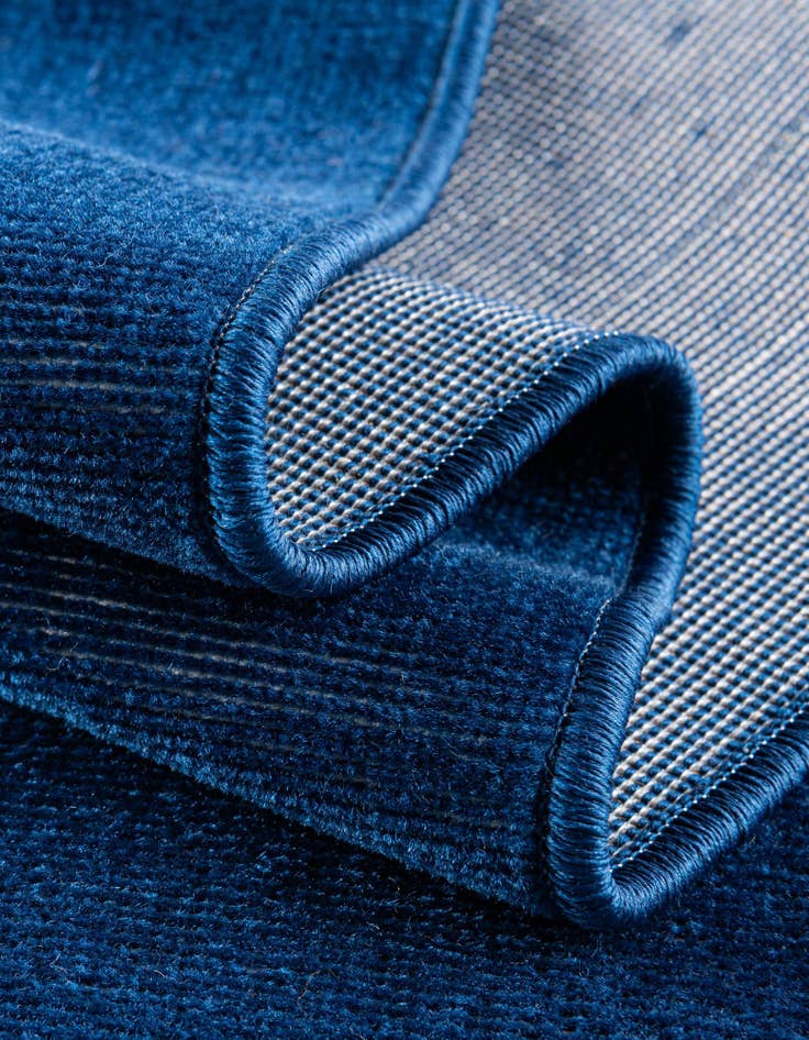 Detail image of 2' 9 x 9' 10 SoHo Runner Rug