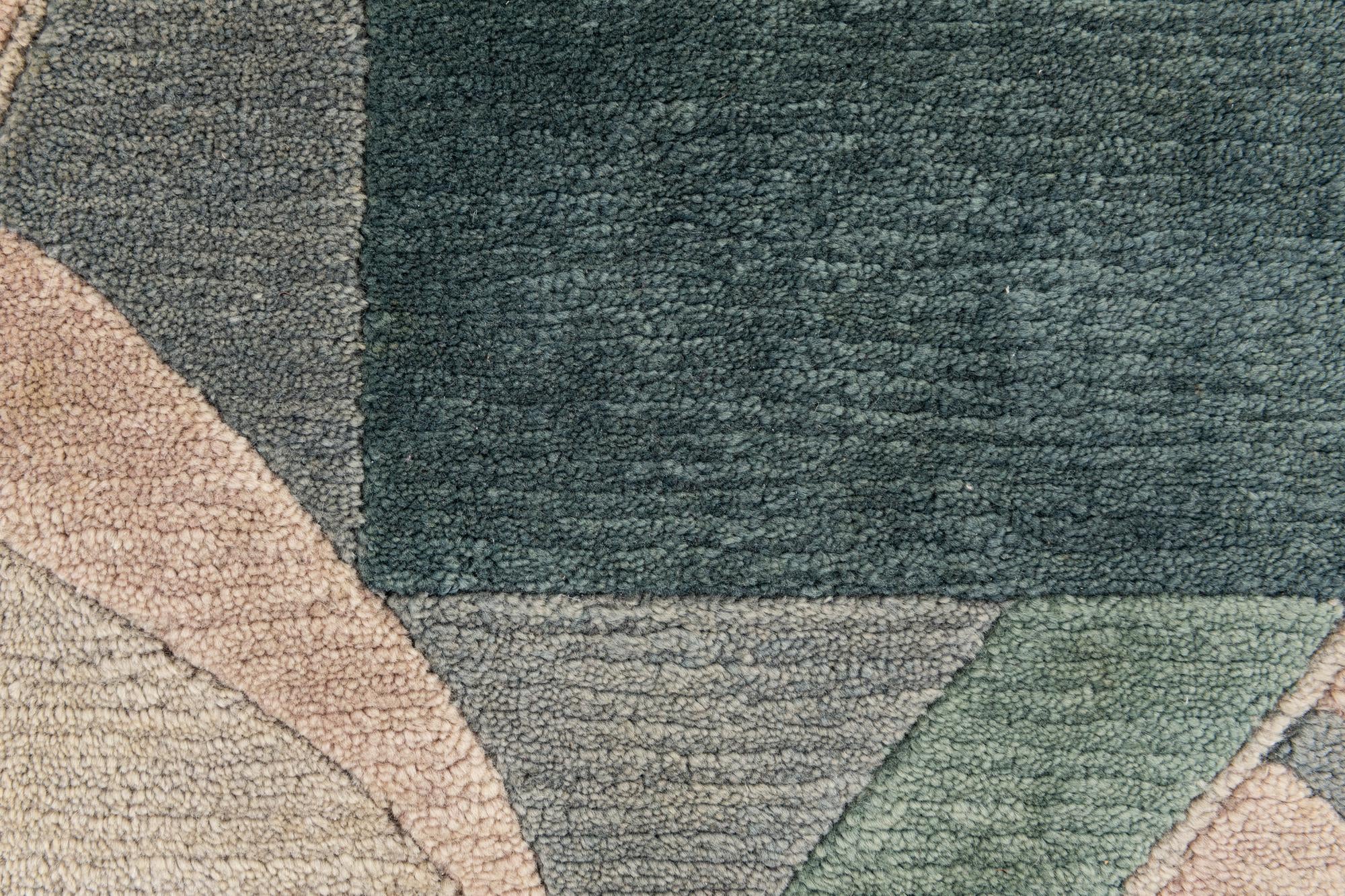 2' 6 x 8' Hand Knotted Tibet Wool Runner Rug