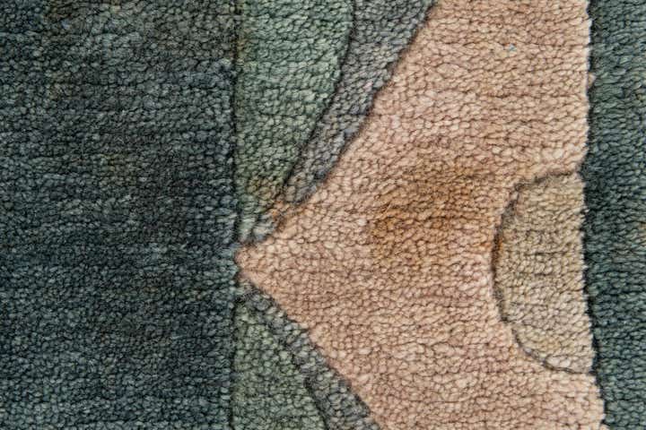 2' 6 x 8' Hand Knotted Tibet Wool Runner Rug