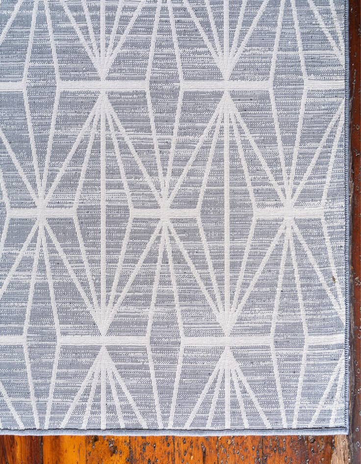 Detail image of 2' 2 x 6' Uptown Fifth Avenue Runner Rug