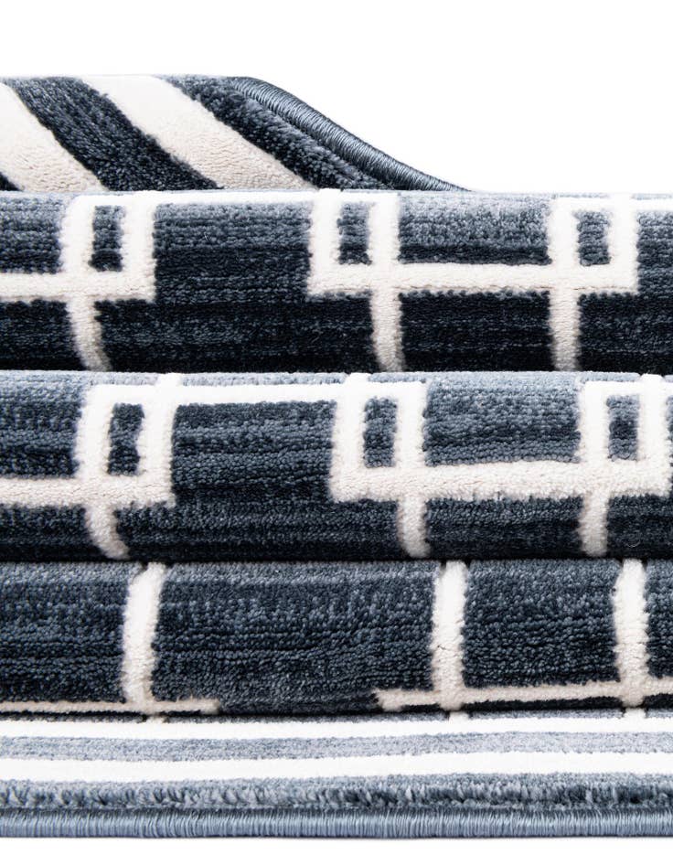 Detail image of Jill Zarin 2' x 5' Metropolitan Uptown Runner Rug