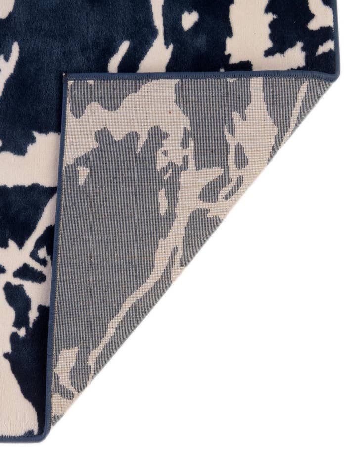 Detail image of 2' x 8' 8 Vince Camuto Runner Rug