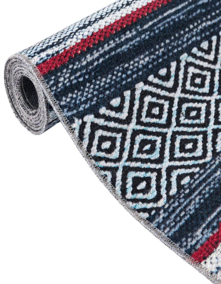 Detail image of 2' x 8' Washable Yara Runner Rug
