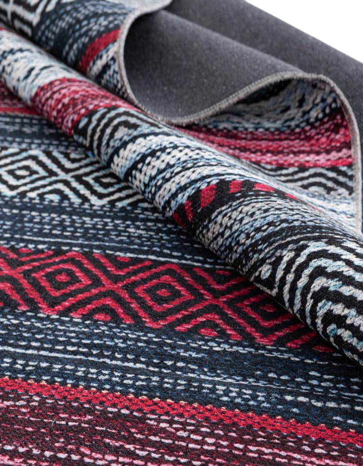 Detail image of 2' x 8' Washable Yara Runner Rug