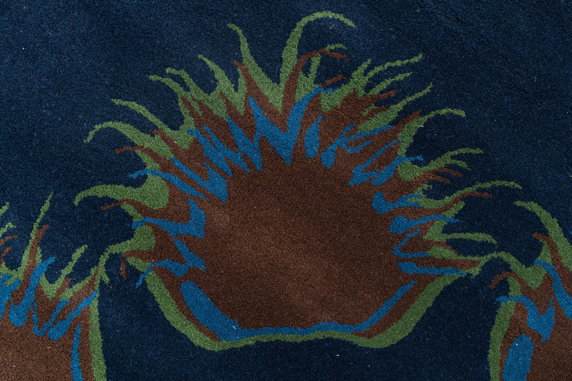 7' 6 x 7' 7 Agra Square Rug