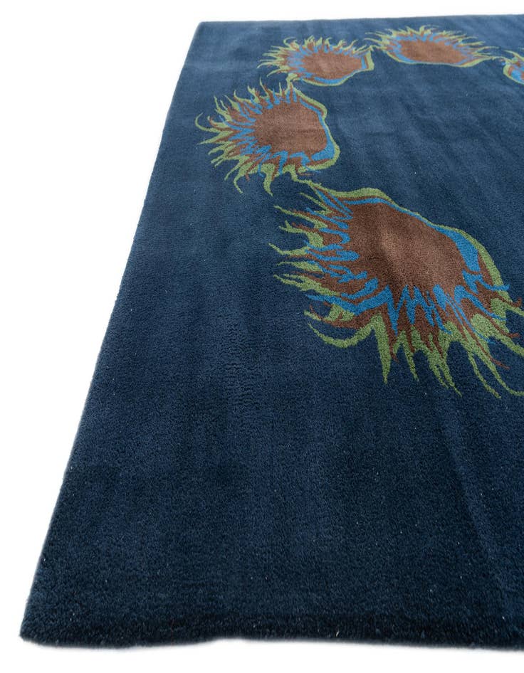 Detail image of 7' 6 x 7' 7 Agra Square Rug