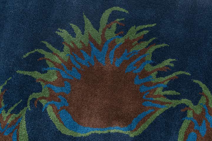 7' 5 x 7' 6 Agra Square Rug