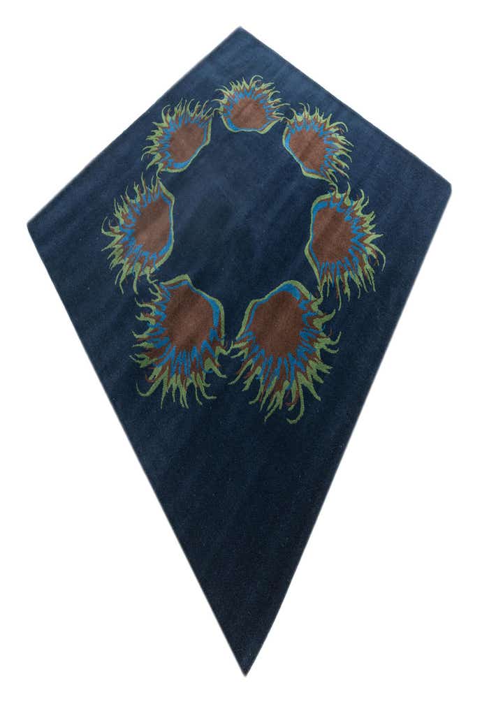 7' 5 x 7' 6 Agra Square Rug