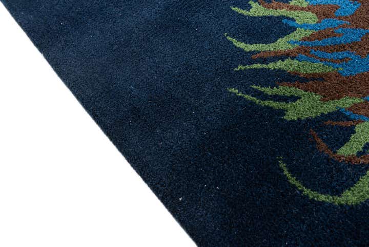 7' 5 x 7' 6 Agra Square Rug