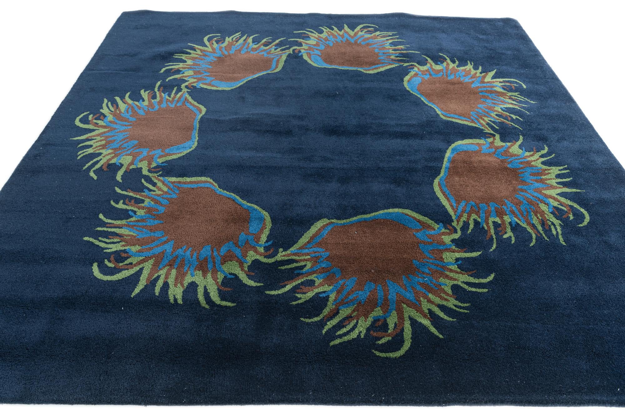7' 6 x 7' 7 Agra Square Rug