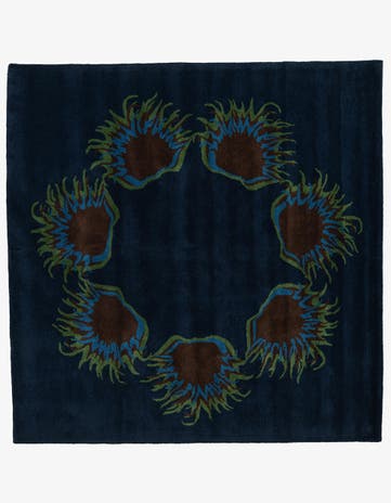 7' 6 x 7' 7 Agra Square Rug