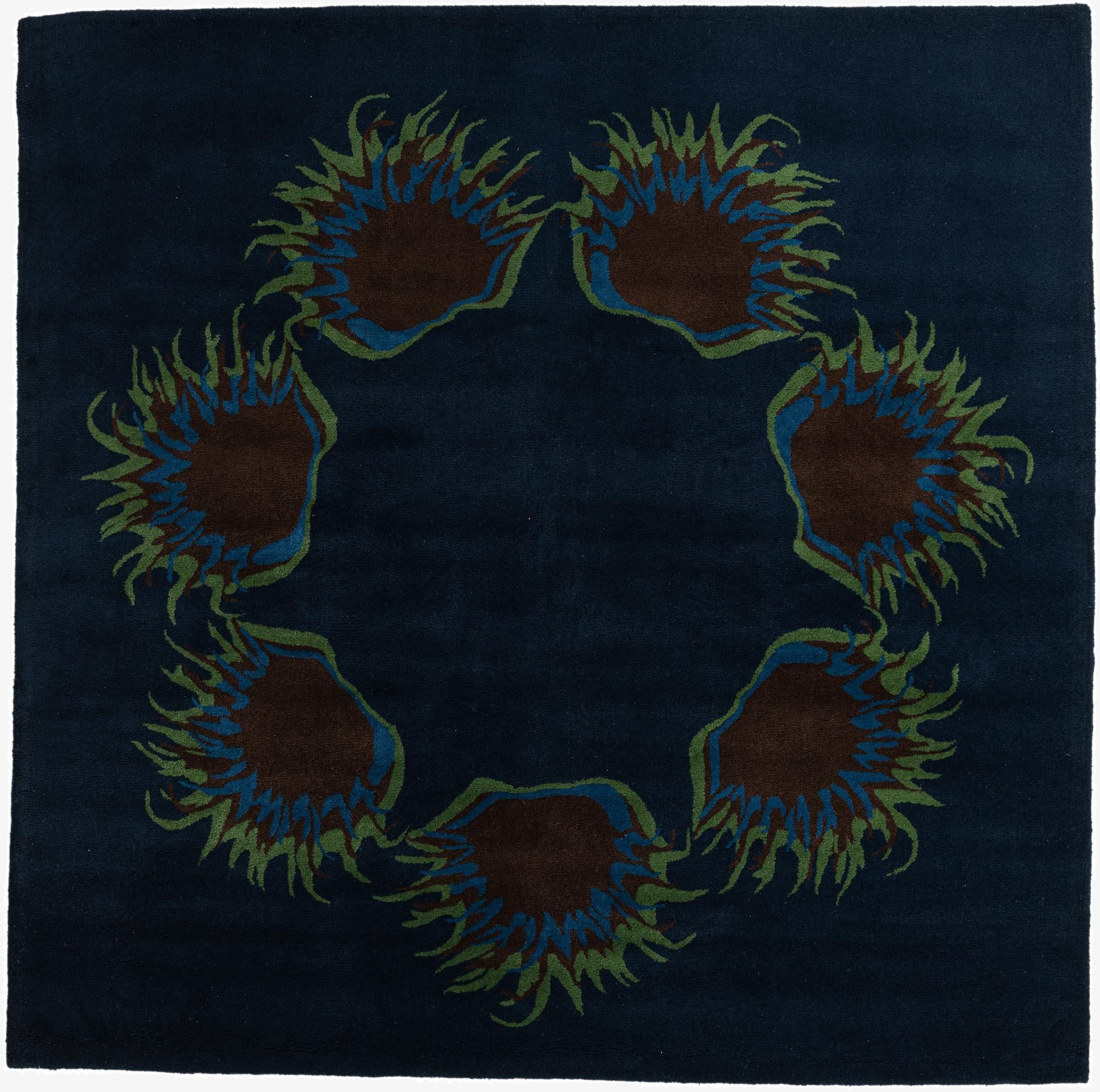 7' 7 x 7' 7 Agra Square Rug