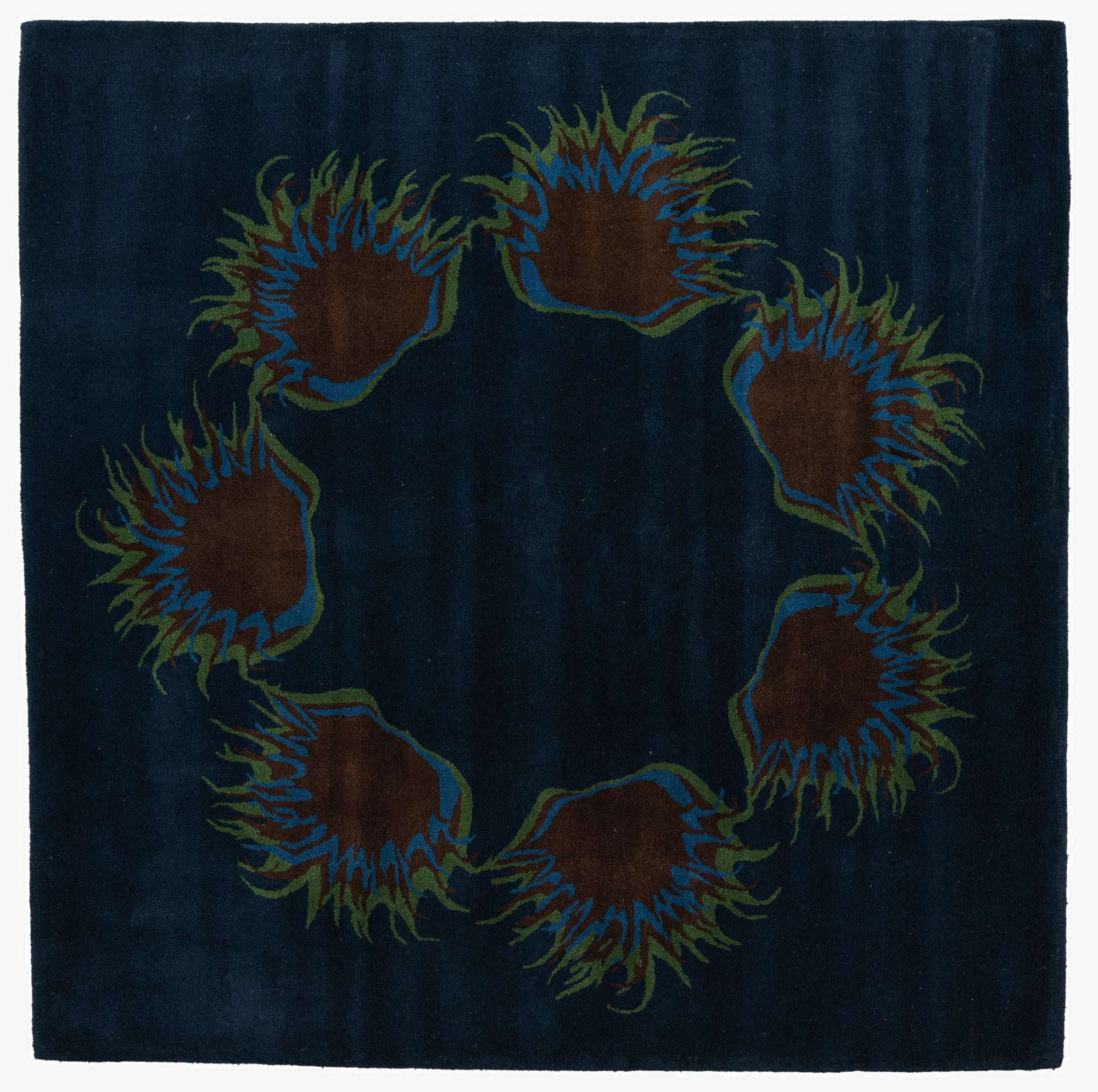 7' 6 x 7' 7 Agra Square Rug