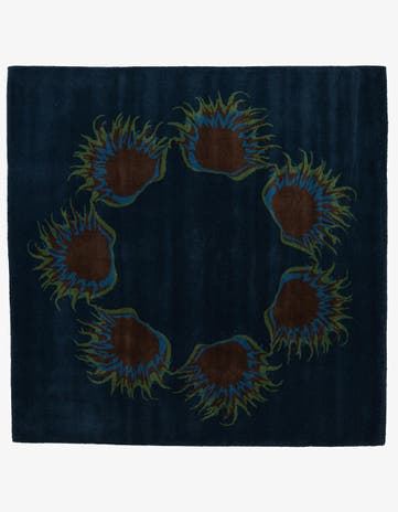 7' 6 x 7' 7 Agra Square Rug