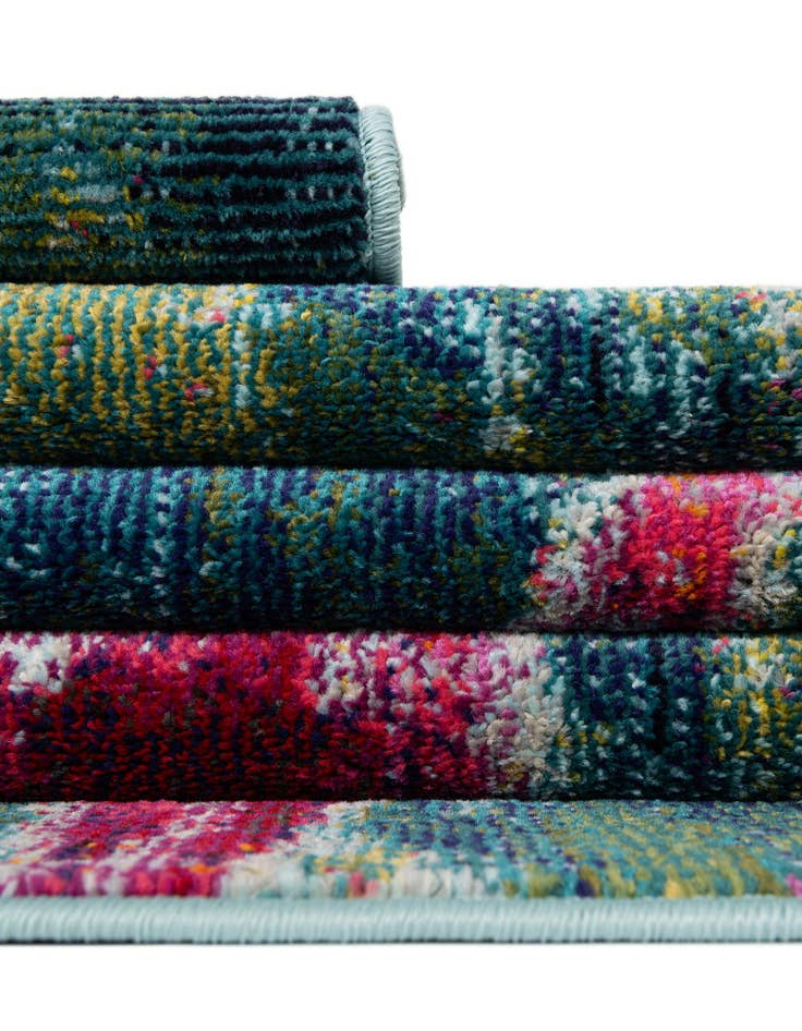 Detail image of 7' 10 x 7' 10 Washable Amalfi Square Rug