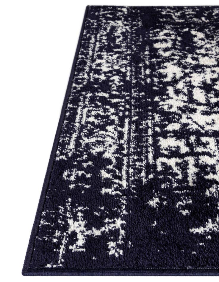 Detail image of 7' 10 x 7' 10 Arlington Square Rug