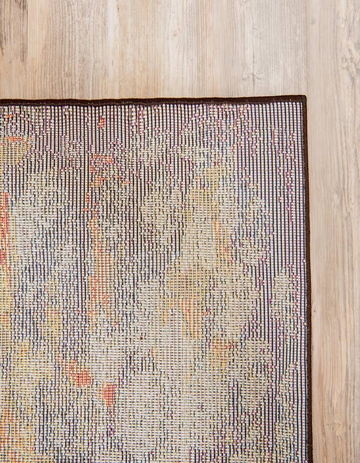 Detail image of 6' x 6'  Washable Arte Square Rug