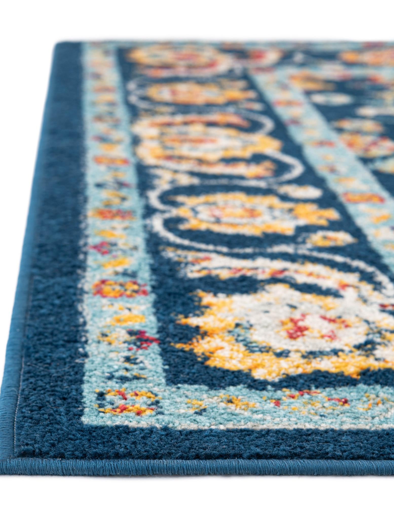 7' 10 x 7' 10 Aurelia Square Rug