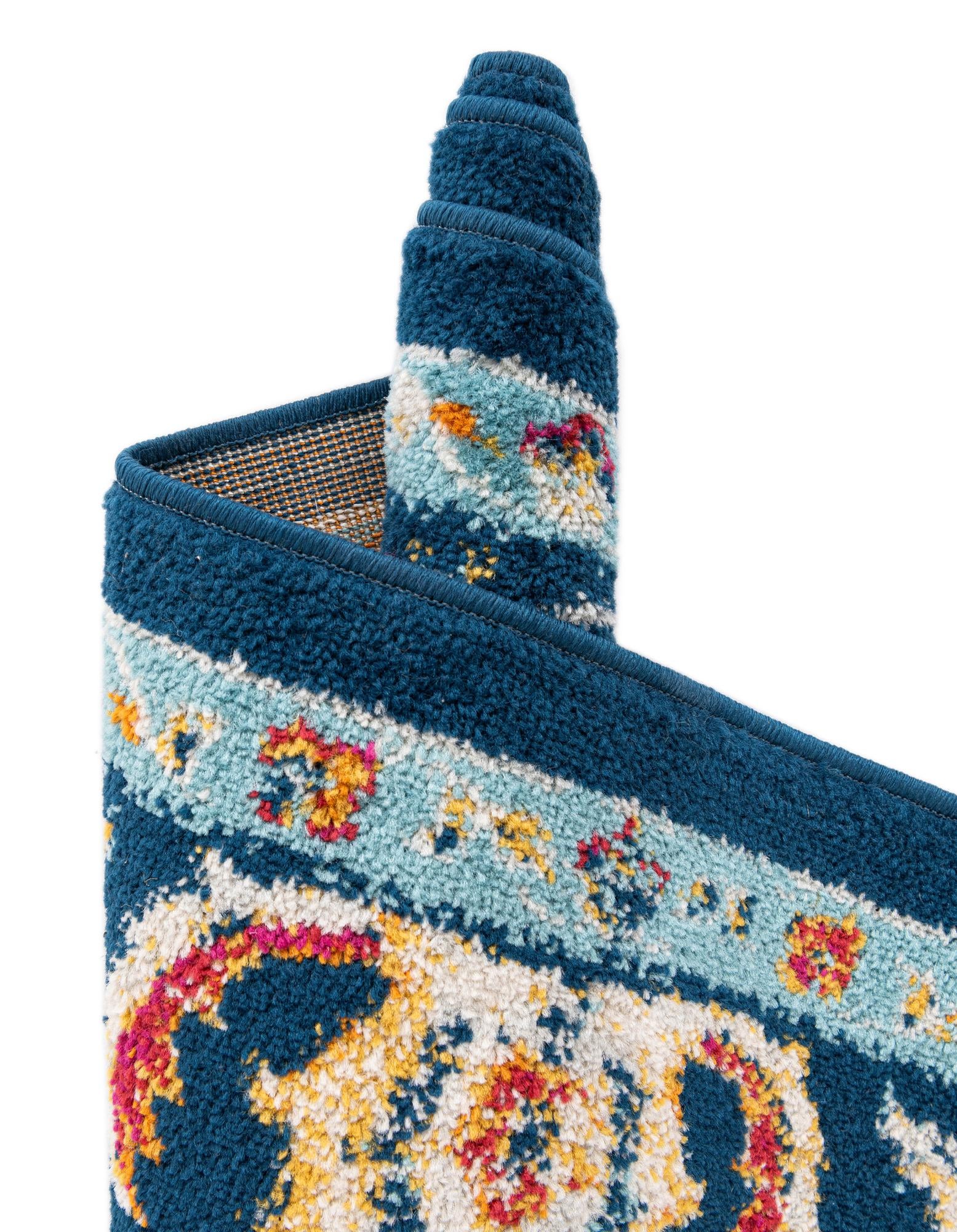 7' 10 x 7' 10 Aurelia Square Rug