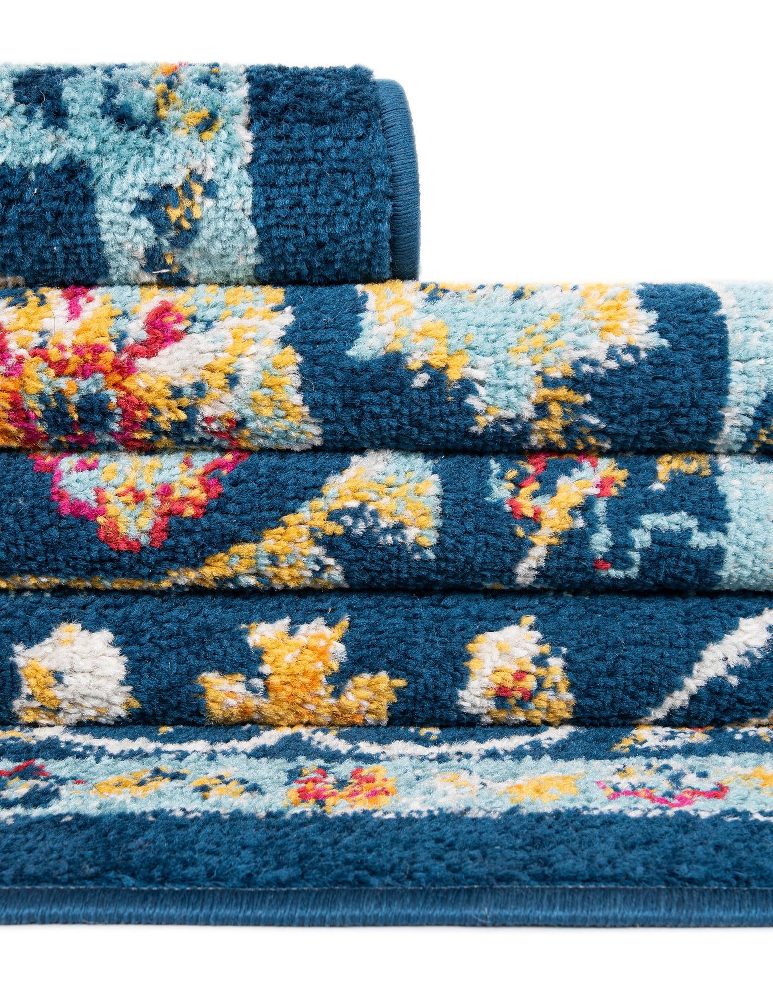 7' 10 x 7' 10 Aurelia Square Rug