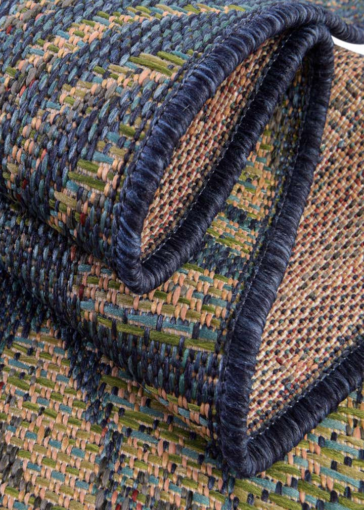 7' 10 x 7' 10 Easy-Clean Baja Indoor / Outdoor Square Rug