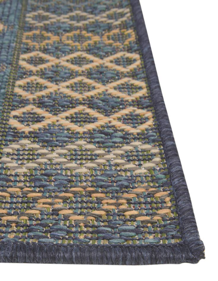 Detail image of 7' 10 x 7' 10 Easy-Clean Baja Indoor / Outdoor Square Rug